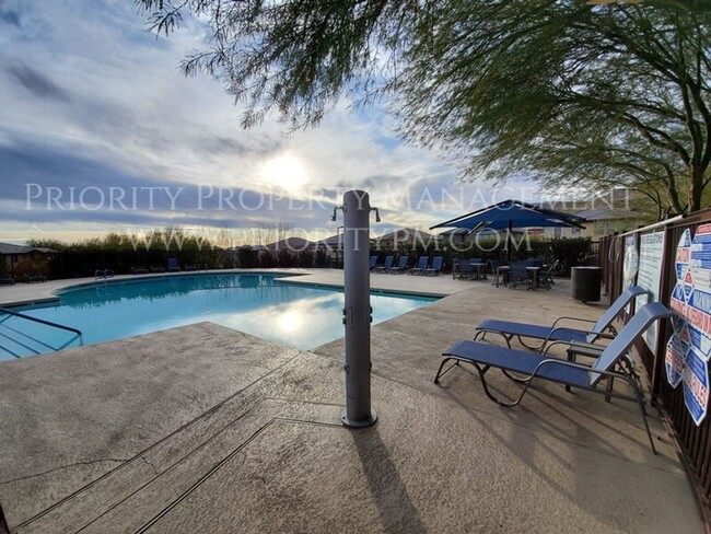 Building Photo - STUNNING SUMMERLIN HOME! 3 Bedroom ~ 2 1/2...