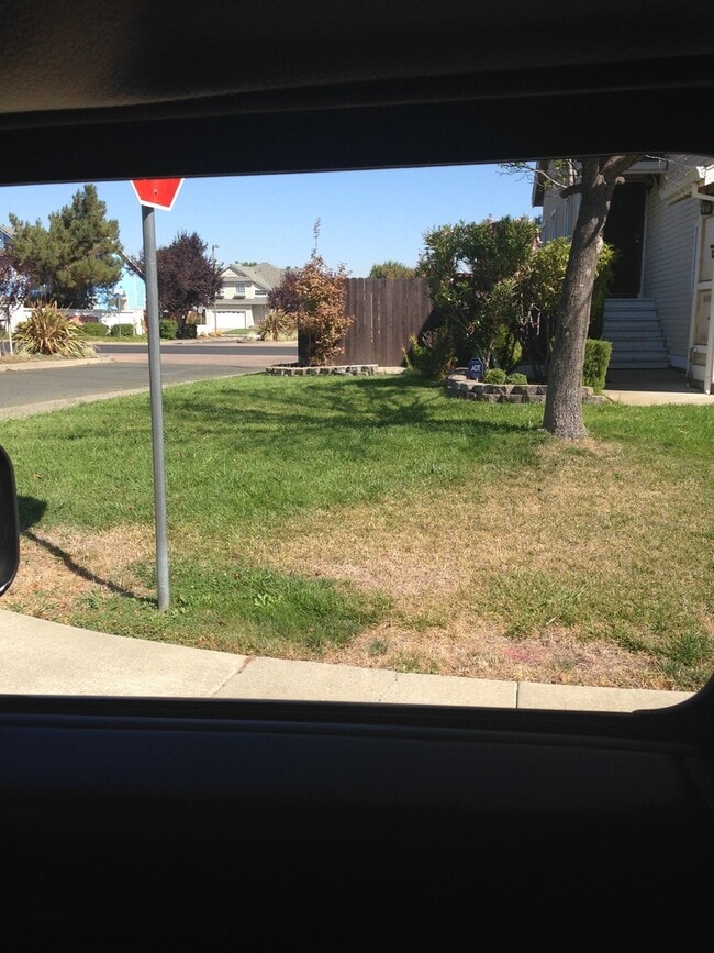 Building Photo - Updated Home with RV Parking