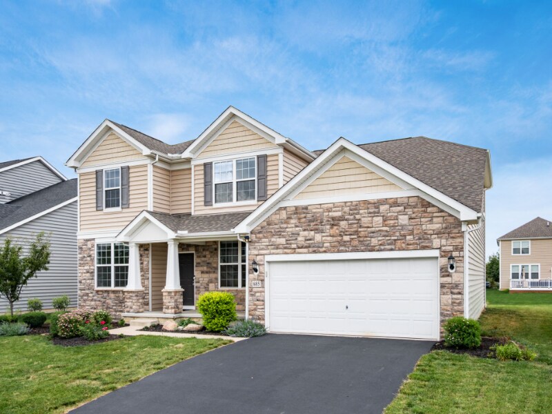 Building Photo - 685 Eagle Walk Rd