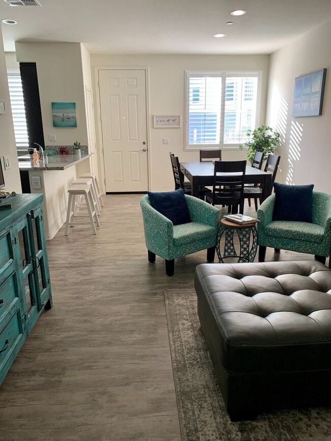 Building Photo - Townhome for rent at Bayside Landing in Im...