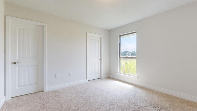 Building Photo - 6227 Pineapple DR