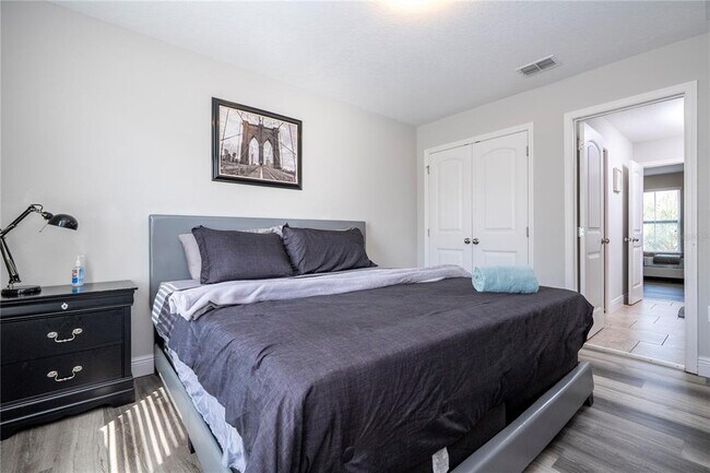 Building Photo - 5251 Wildwood Wy