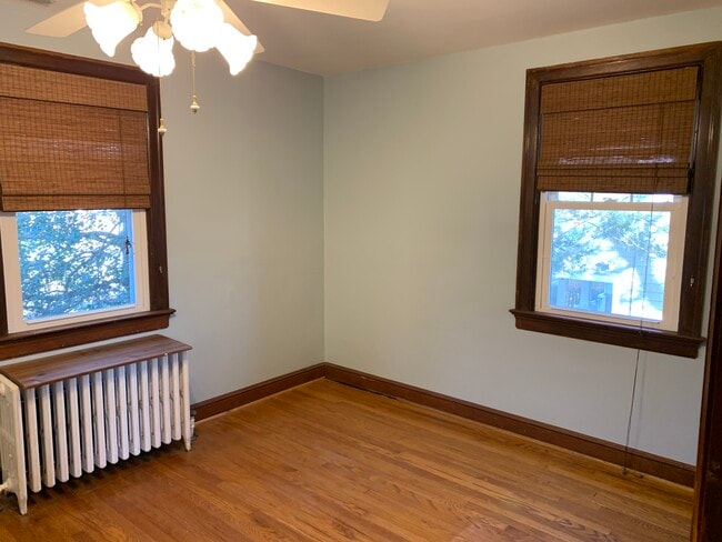 Building Photo - 524 Whittier St NW