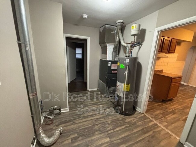 Building Photo - 2237 Carolina St