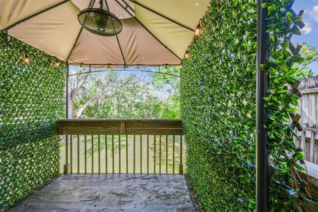 Building Photo - 103 Brigadoon Dr