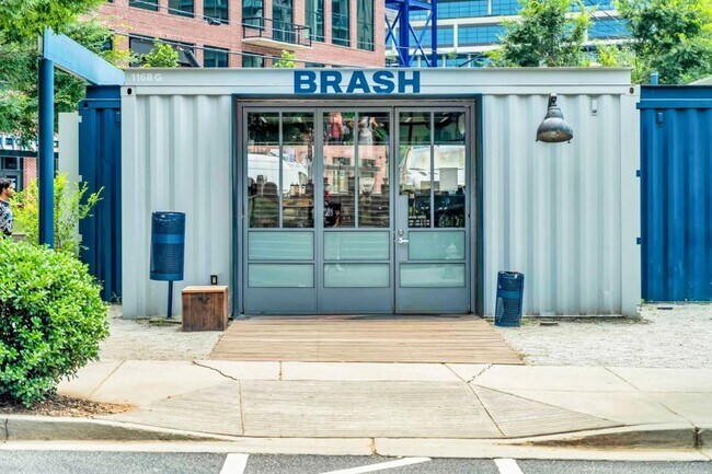 Building Photo - 1150 Collier Rd NW