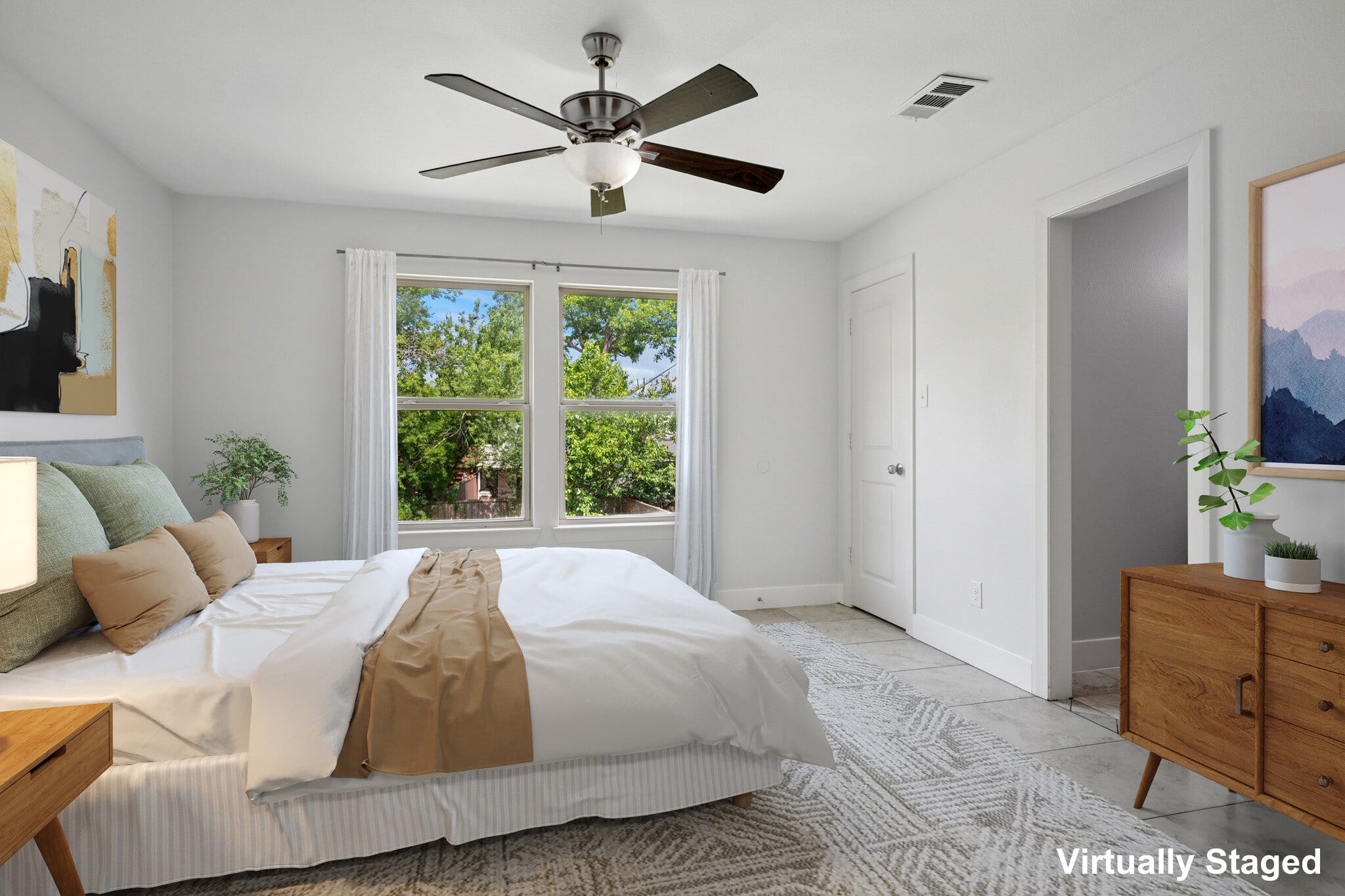 Building Photo - 5011 Manett St