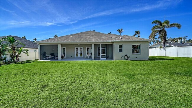 Building Photo - 1111 Mallorca Dr