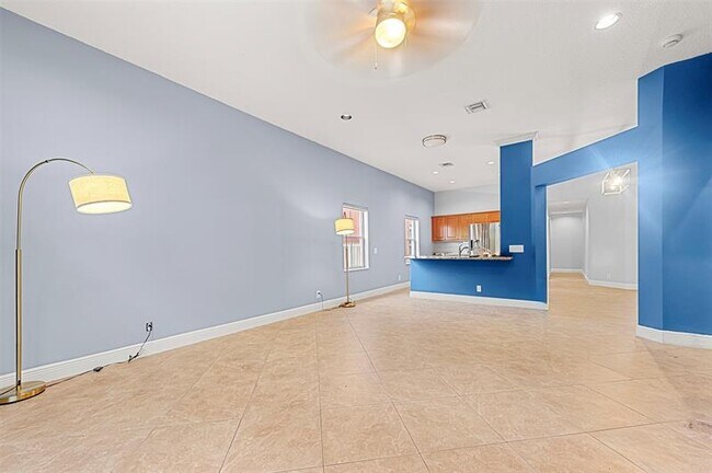 Building Photo - 4227 Sabal Ridge Cir