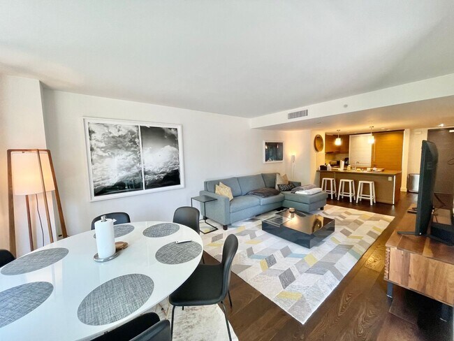 Building Photo - Luxurious Condo at Madrone w/Bay, City Views, Balcony, Pool, Parking, Storage -FULLY FURNISHED OP...