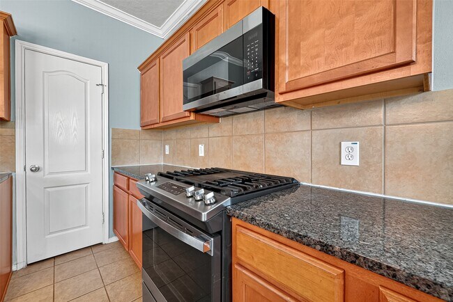 Building Photo - 18519 Bare Meadow Ln