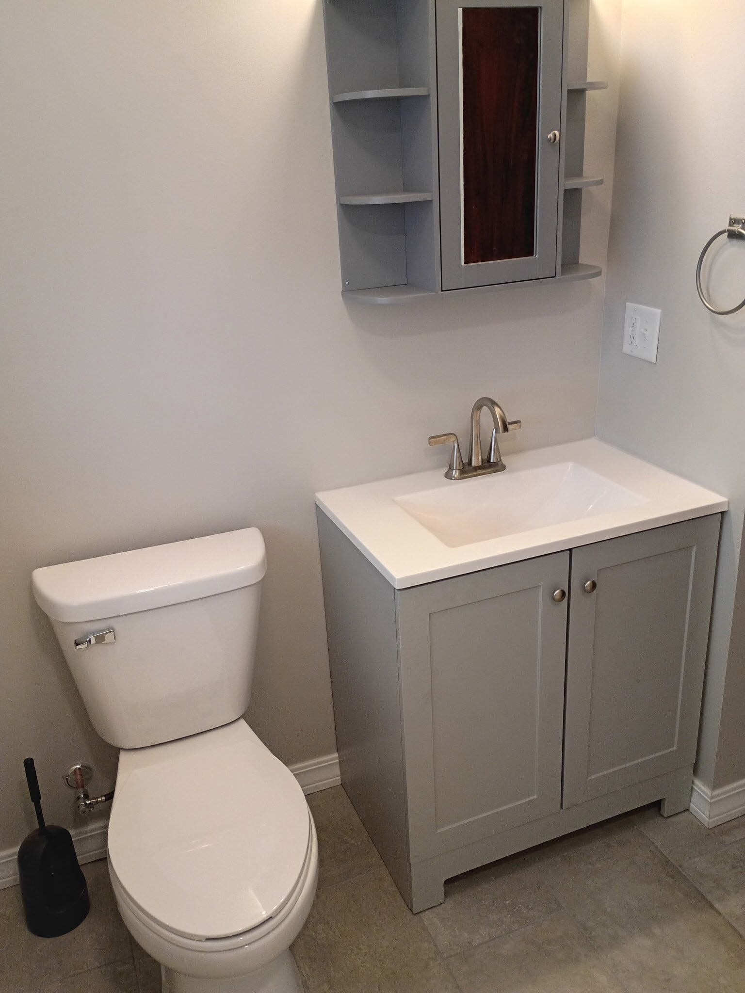Main floor Bathroom - 442 E Columbia Ave