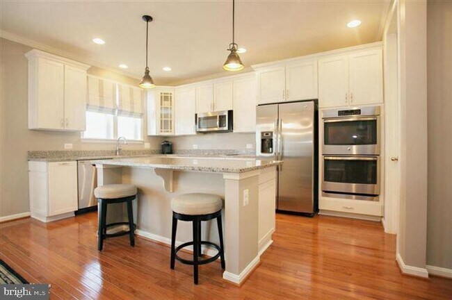 Building Photo - 110 Blackgum Ct