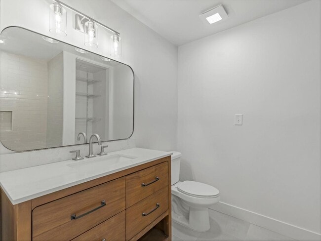 Building Photo - 4980 S 1645 E