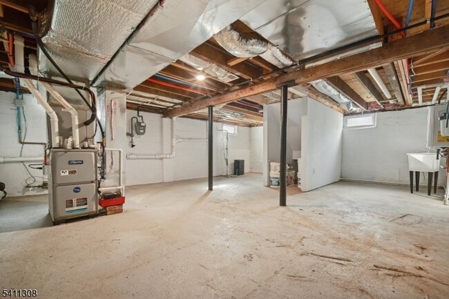 Building Photo - 134 Hillside Ave