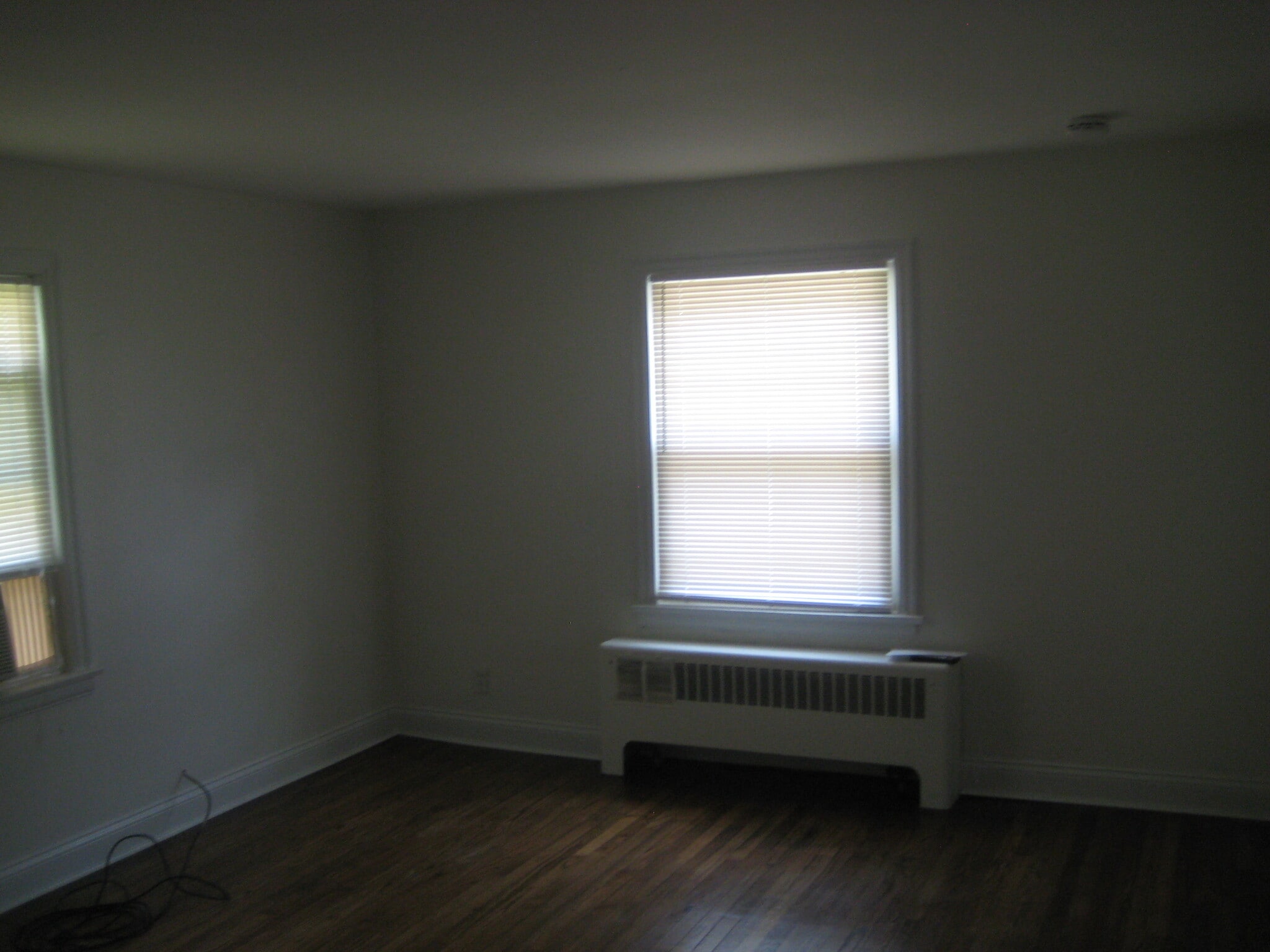 Living room 2 - 5711 Whitney Ave