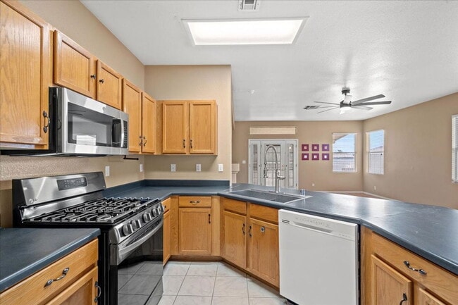 Building Photo - 7904 Smokey Ridge Ct