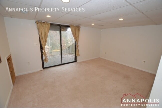 Building Photo - 430 Knottwood Ct