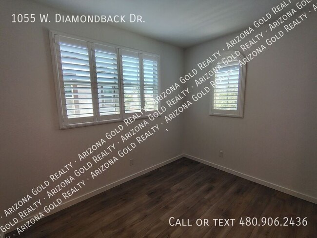 Building Photo - 1055 W. Diamondback Dr.