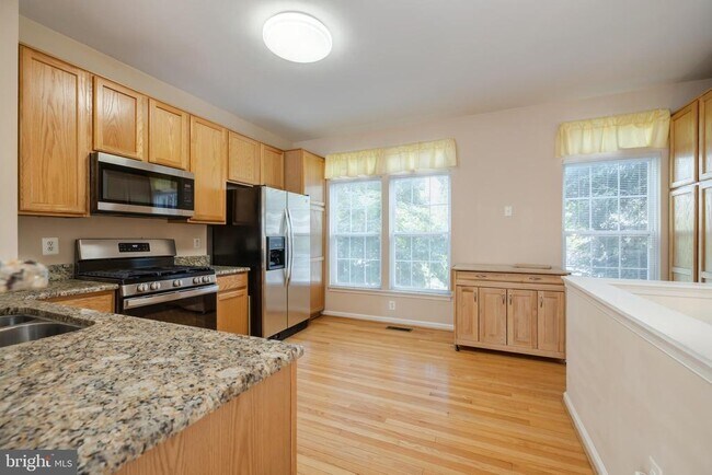Building Photo - 5821 Pearson Ln