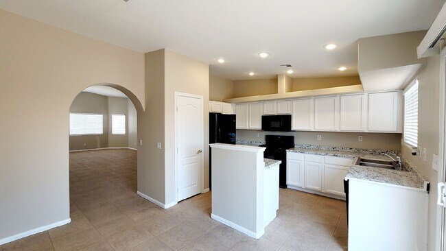 Building Photo - 319 Mulberry Glen Dr