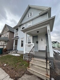 Building Photo - 671-673 S. Goodman St