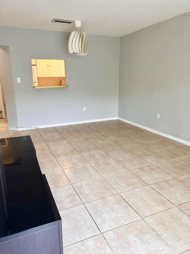 Building Photo - 7820 NE Bayshore Ct