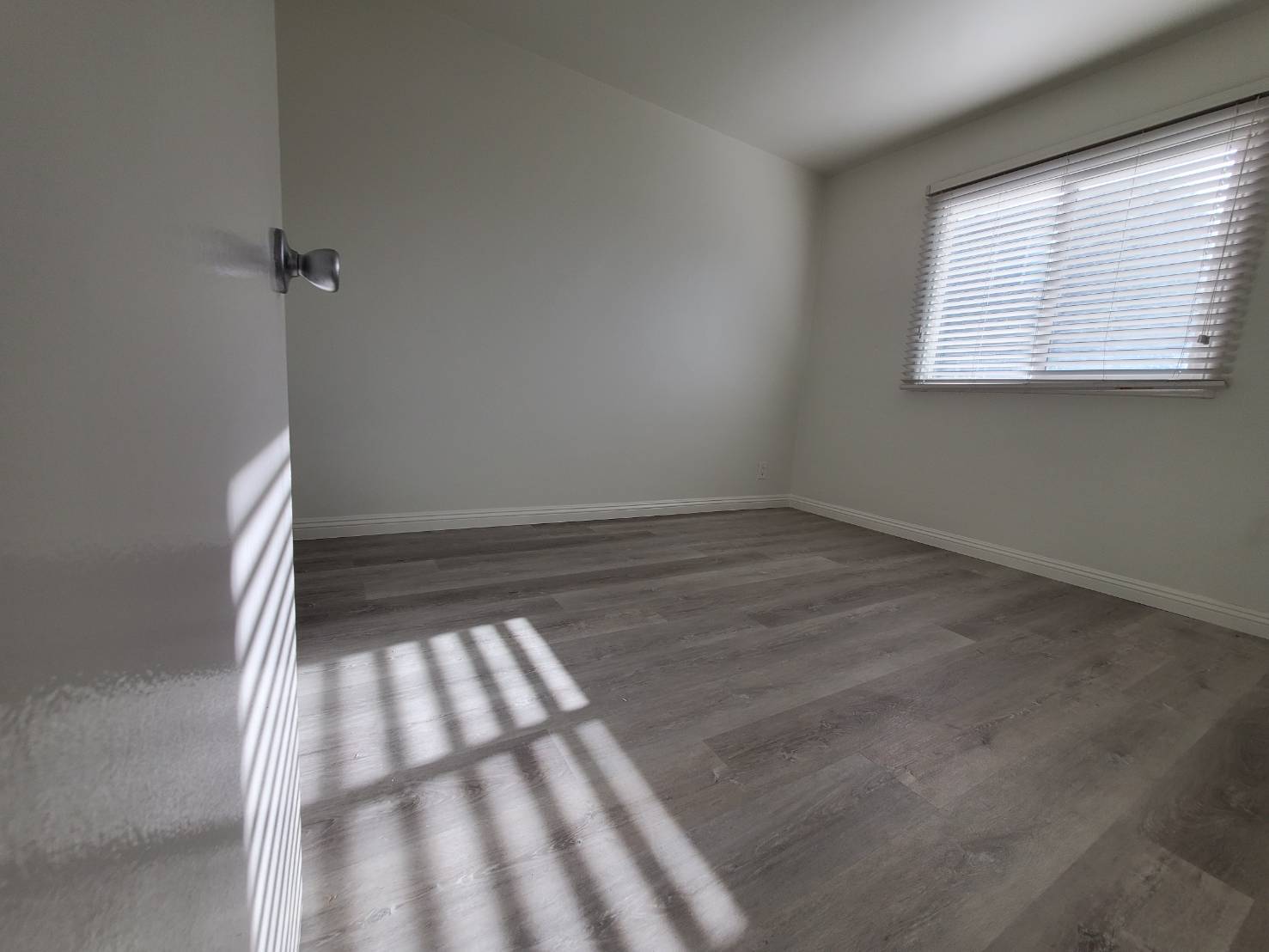 Bedroom 2 - 4138 Redondo Beach Blvd