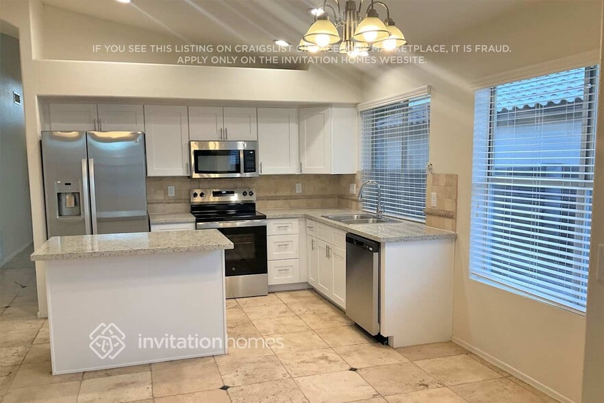 Building Photo - 5223 W Wikieup Ln