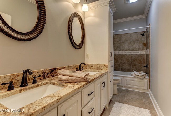 Building Photo - 505 N Montauban Dr