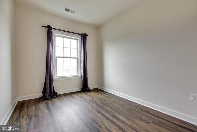 Building Photo - 7656 Telamon Wy