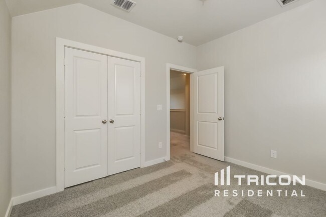 Building Photo - 1629 Palo Verde Wy