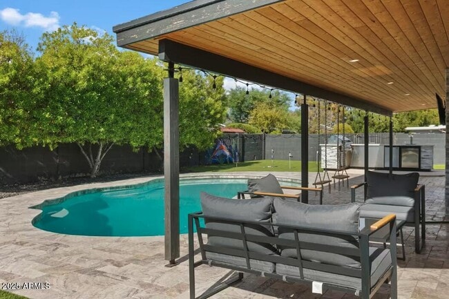 Building Photo - 4844 E Andora Dr