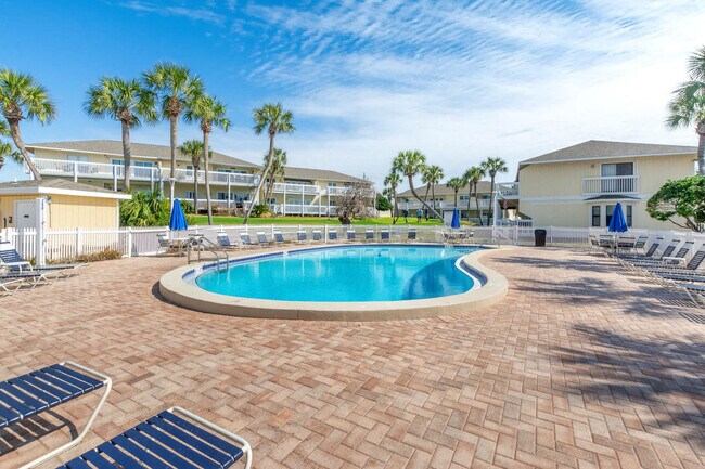Building Photo - 775 Gulf Shore Dr