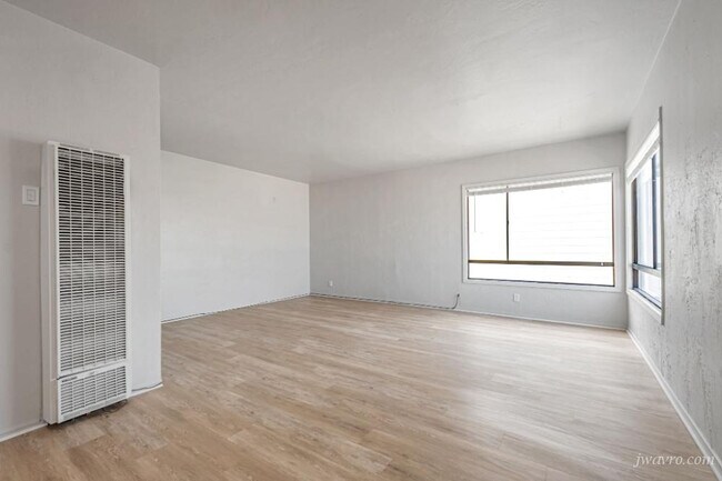 Building Photo - 80 Terra Vista Ave