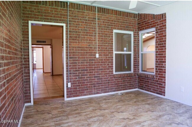 Building Photo - 1809 Pueblo Alegre Dr