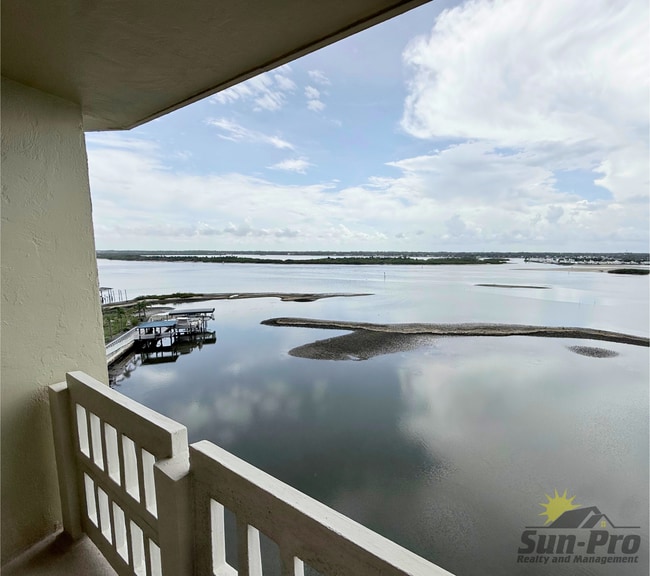 Building Photo - 3606 S Peninsula Dr