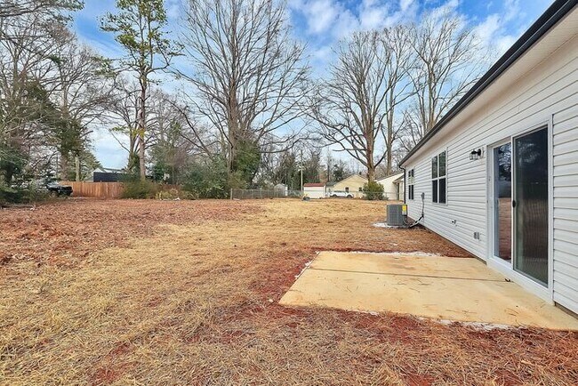Building Photo - Brand New 4BD/2BA Ranch In Monroe!