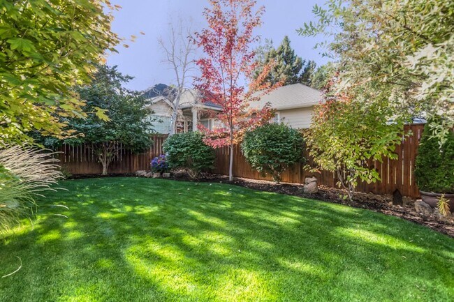 Building Photo - Beautiful home in Tanglewood
