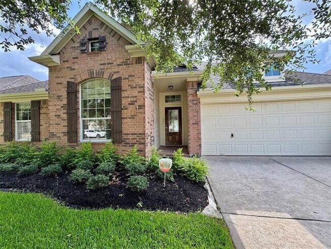 Building Photo - 4939 Royal Arbor Ln