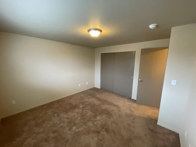 Building Photo - 17716 Spring Ln
