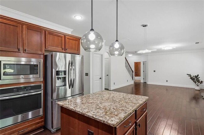 Building Photo - 5811 Kendrix Ridge Dr