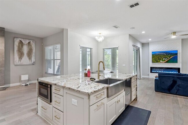 Building Photo - 2136 Rickover Pl