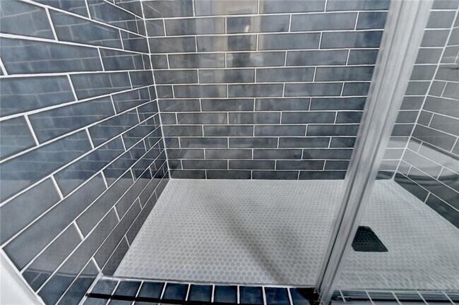 Building Photo - 4032 Ridge Grove Way