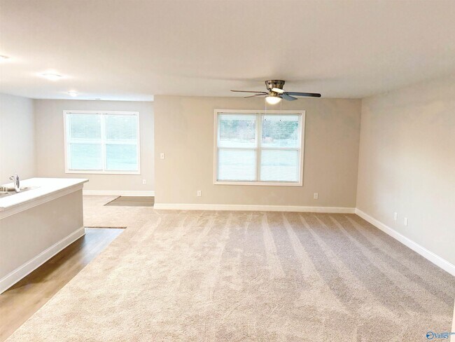 Building Photo - 118 Fuller Dr