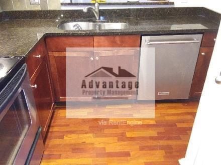 Building Photo - 2657 Lenox Rd NE