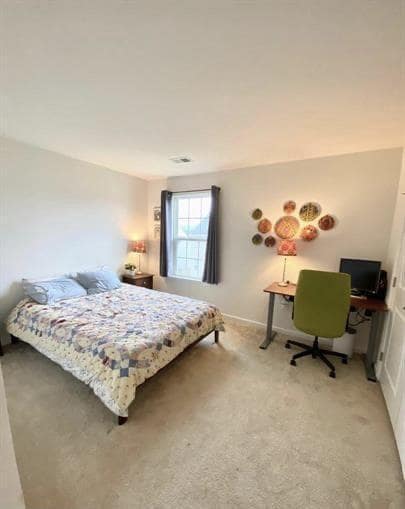 Building Photo - 9411 Wood Creek Cir
