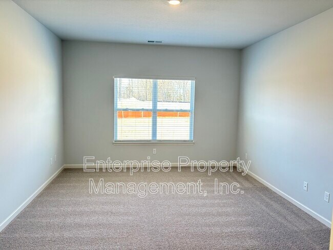 Building Photo - 80 Burr Oak Cv