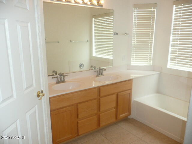 Building Photo - 971 S Meadows Dr