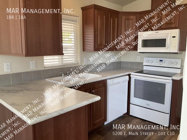 Building Photo - 5200 E Main St